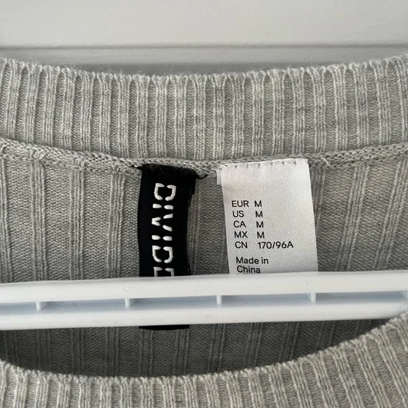 Divided Light Gray Ribbed Knit Top - Picture 4 of 5